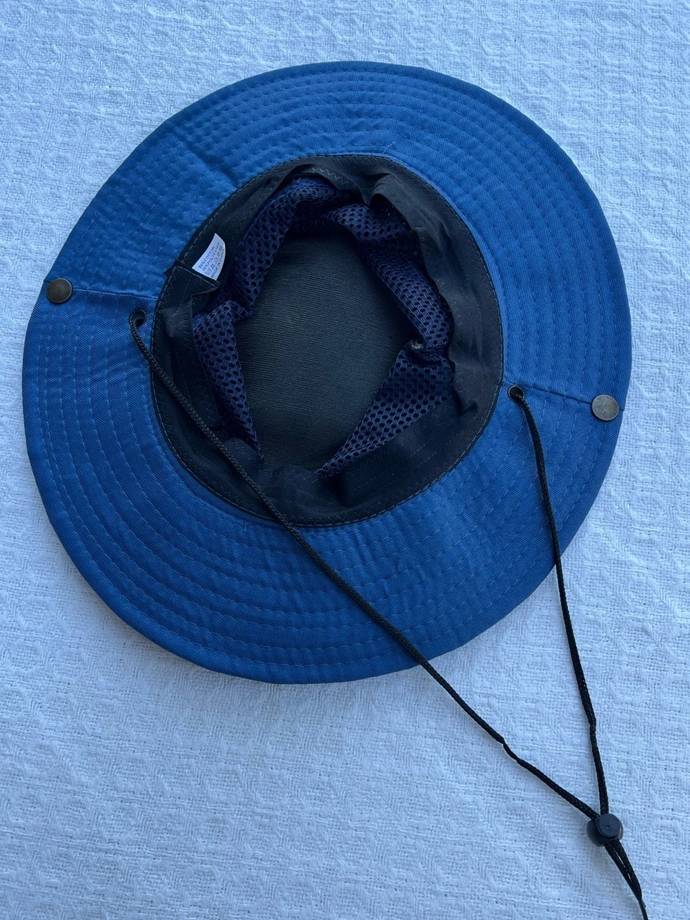 BOONI MESH BREATHABLE SUN HAT with CHIN  CORD